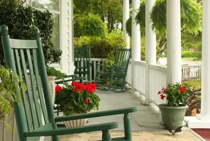 Top front porch design and decor design ideas photos and diy makeovers